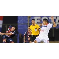 Árbitro colombiano para el decisivo partido en México