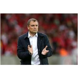 Lo consideraron un debut positivo