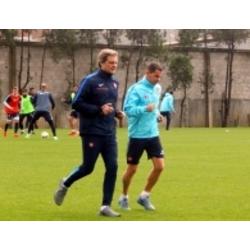 Romagnoli trabajó con pelota