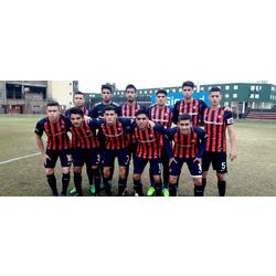 Sobre la hora, se le escapó el triunfo a la Reserva en Santa Fe