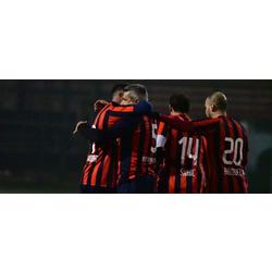 El Senior batió a River y si vence a Boca será campeón