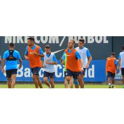 El plantel entrenó en turno matutino, mientras a la tarde fue operado Torrico