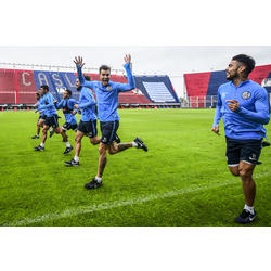 Al mal tiempo, buena cara