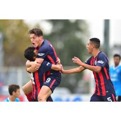 Reserva: Nuevo triunfo para seguir en lo más alto