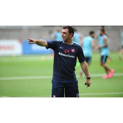 Línea de tres para el debut en Paraná